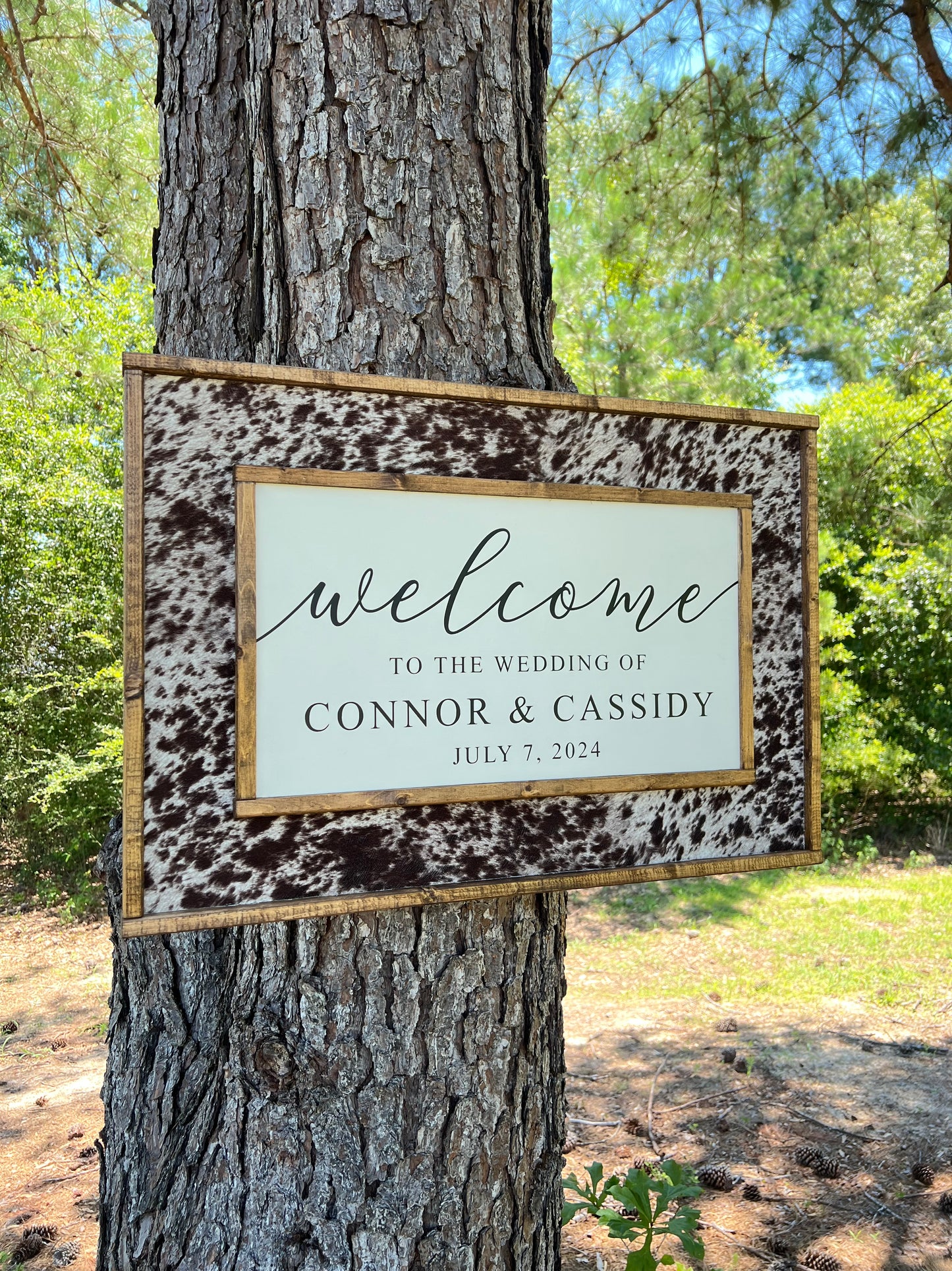 Cowhide welcome sign - welcome wedding sign